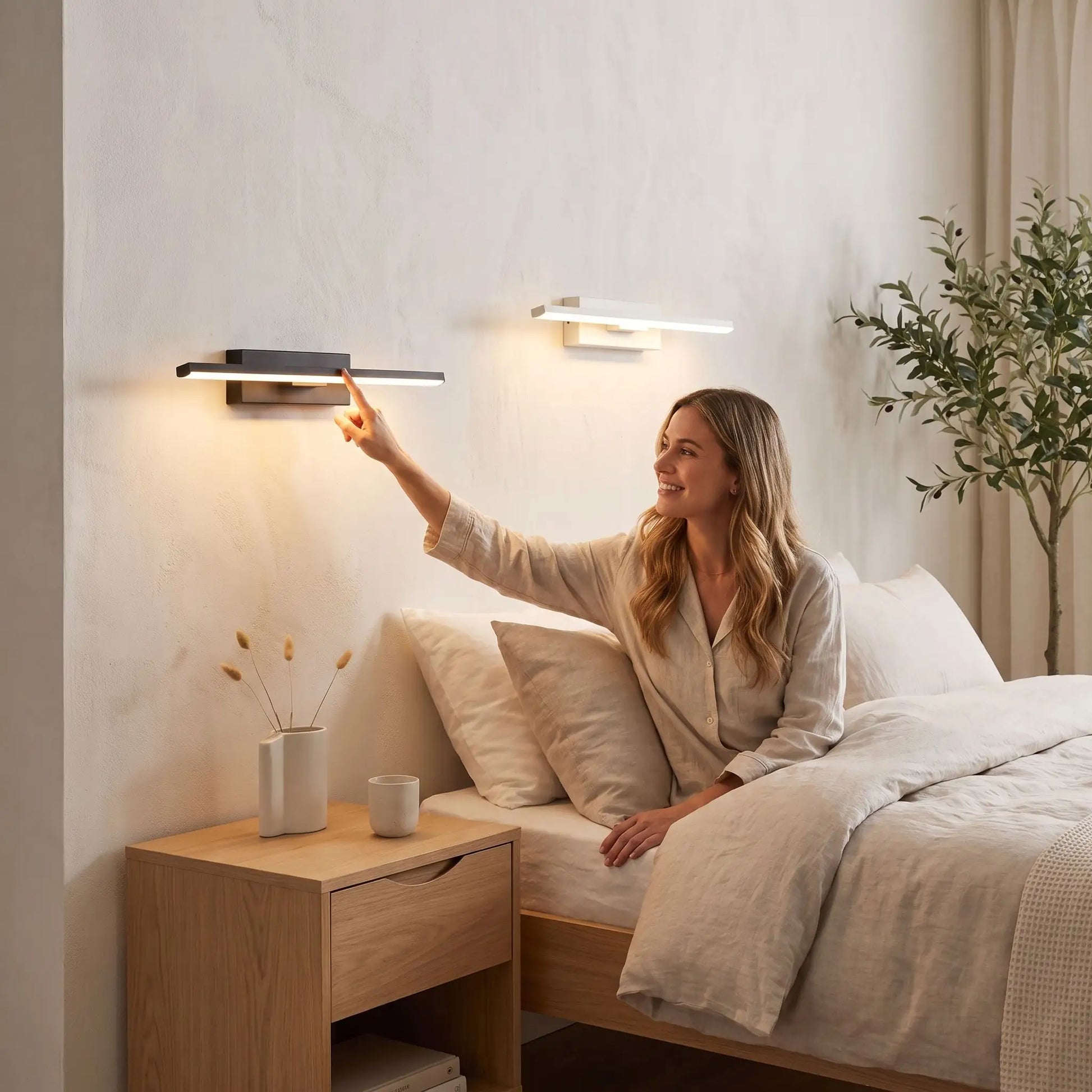 femme allume applique murale chambre