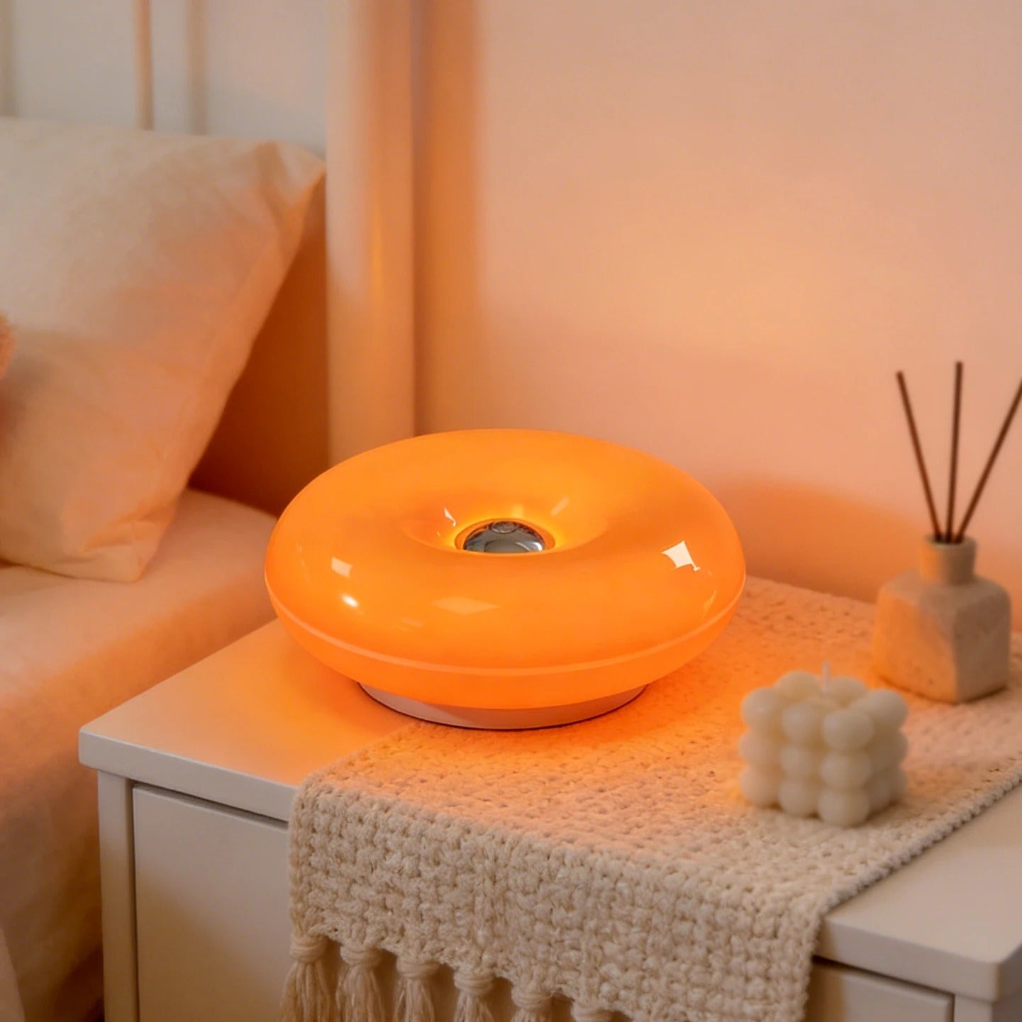 lampe a poser au chevet du lit