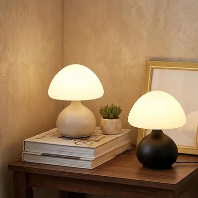 lampe champignon noir blanc allumer