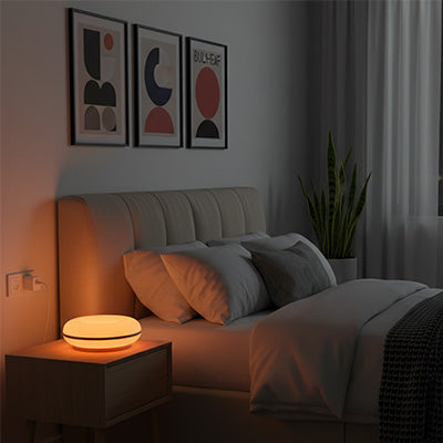 lampe de chevet au chevet du-lit 