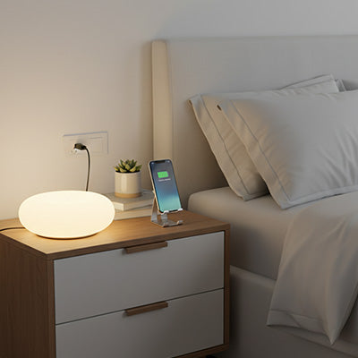 lampe de chevet design blanche