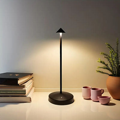lampe de table avec livre